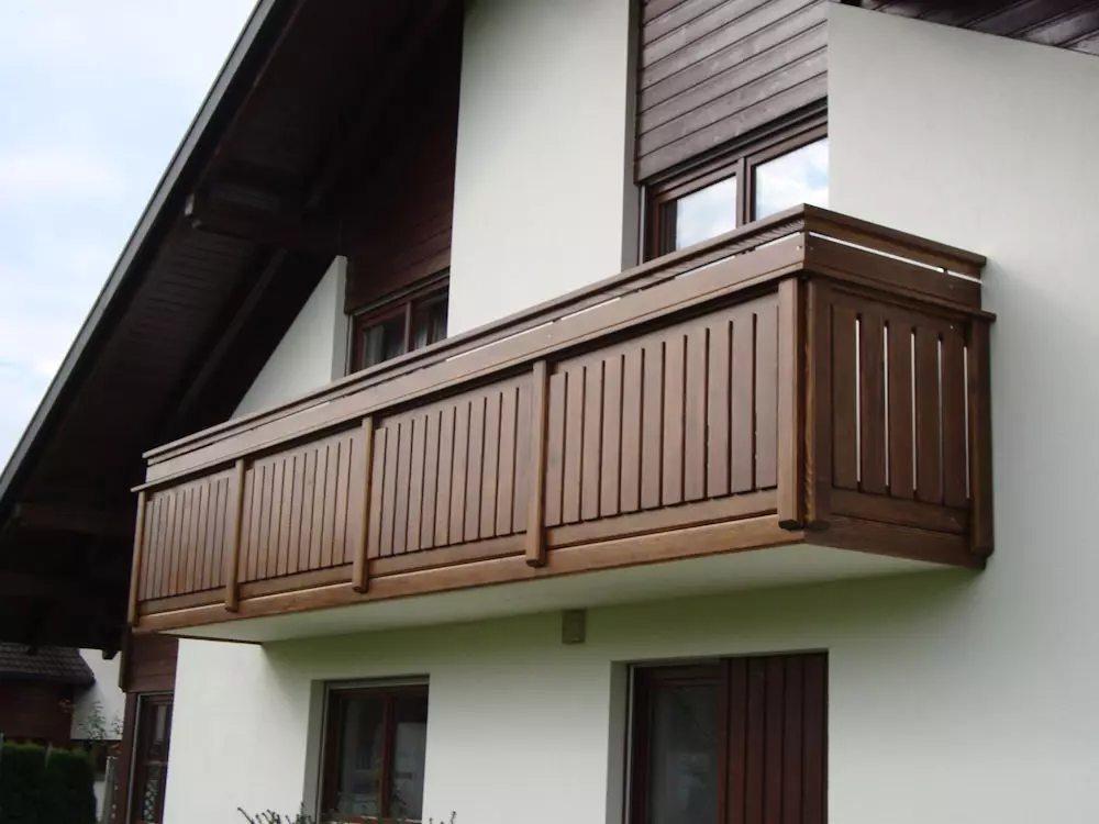 Balkongeländer aus Holz, Berkmannbalkone, Hörbranz, Leiblachtal